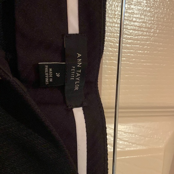 Woman’s Black checkered dress pants. Petite size 2. New - Picture 2 of 4